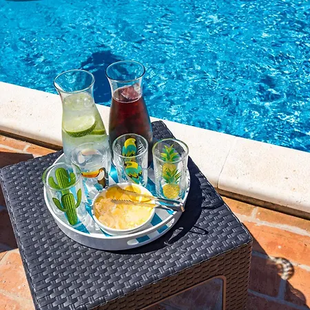 ヴィラ Mina - Orihi