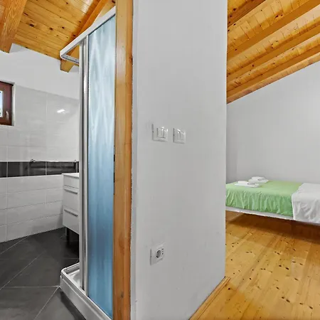 Mina - ヴィラ Orihi